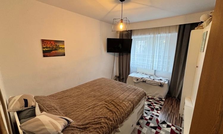 Apartament 3 camere de vânzare – Bld. Traian, Muzeul de Mineralogie
