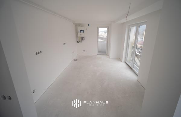 Penthouse ,zona Grivitei , 3 camere cu terasa 77 mp