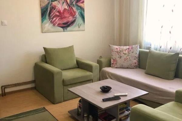 Apartament 2 camere – Ultracentral, complet renovat și mobilat