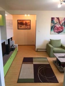 Apartament 2 camere – Ultracentral, complet renovat și mobilat