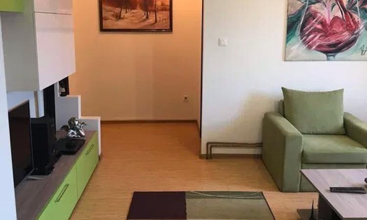 Apartament 2 camere – Ultracentral, complet renovat și mobilat