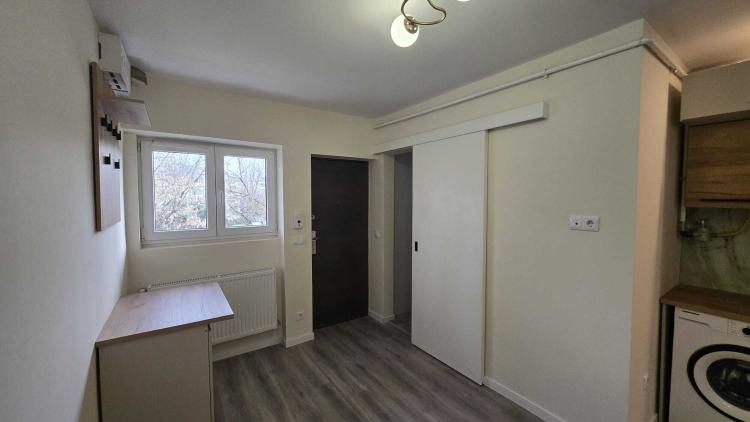 Apartament 2 camere ,etaj 2 ,zona Bilascu