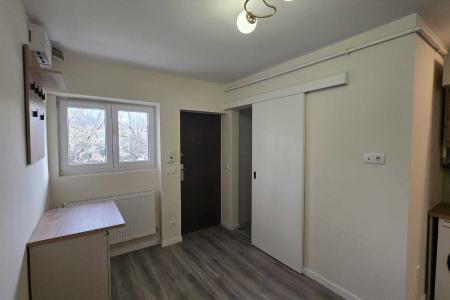 Apartament 2 camere ,etaj 2 ,zona Bilascu