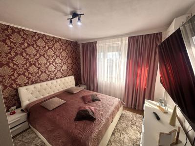 Apartament cu 2 camere de vânzare – Bulevardul București, zona centrala