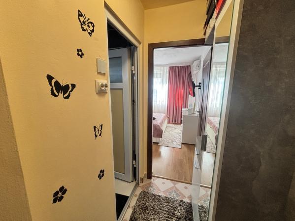 Apartament cu 2 camere de vânzare – Bulevardul București, zona centrala