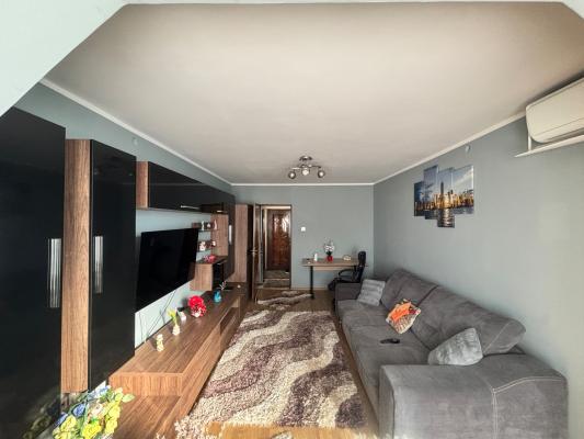 Apartament cu 2 camere de vânzare – Bulevardul București, zona centrala