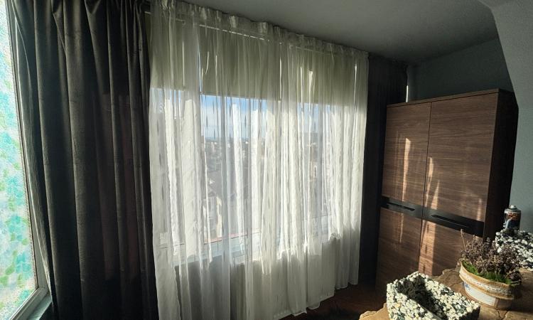Apartament cu 2 camere de vânzare – Bulevardul București, zona centrala