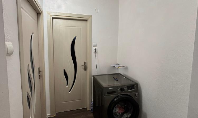 Apartament 2 camere - str. G. Cosbuc, Scoala N. Iorga
