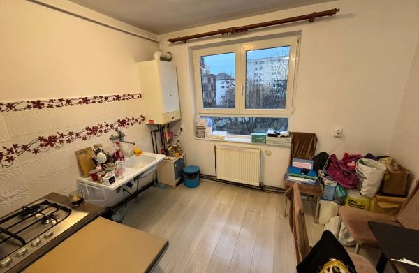 Apartament 2 camere - str. G. Cosbuc, Scoala N. Iorga