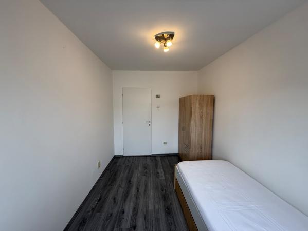 Apartament 3 camere ,zona Ursus B-dul Traian