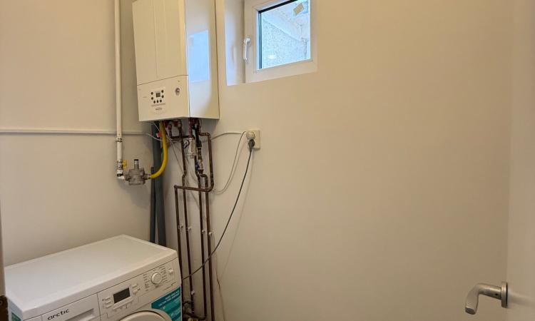 Apartament 3 camere ,zona Ursus B-dul Traian