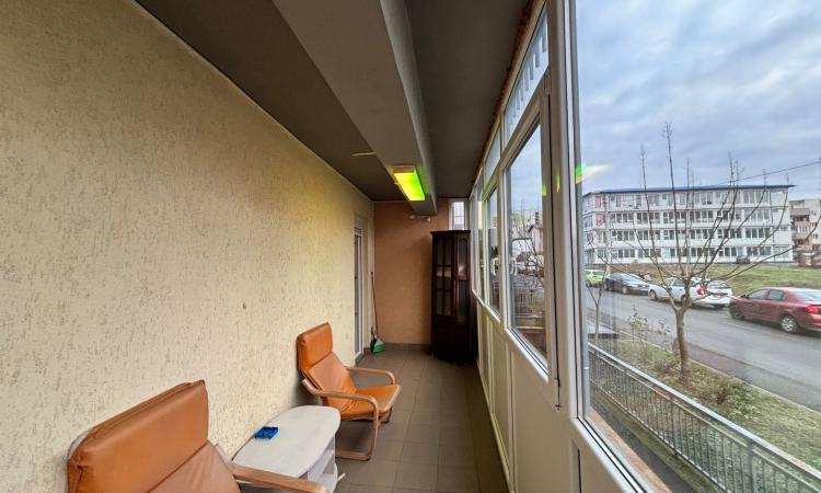 Închiriere apartament 1 cameră, 55 mp - Zona Hotel Europa