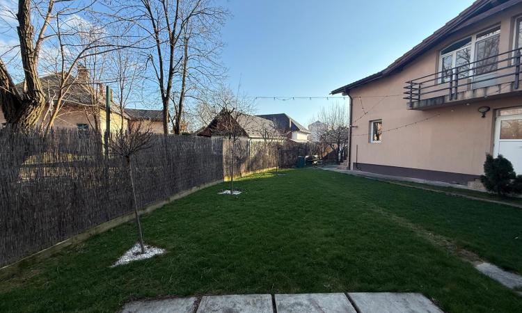 Închiriere -cladire de birouri/hală, 716 mp teren ,zona Grivitei,Baia Mare