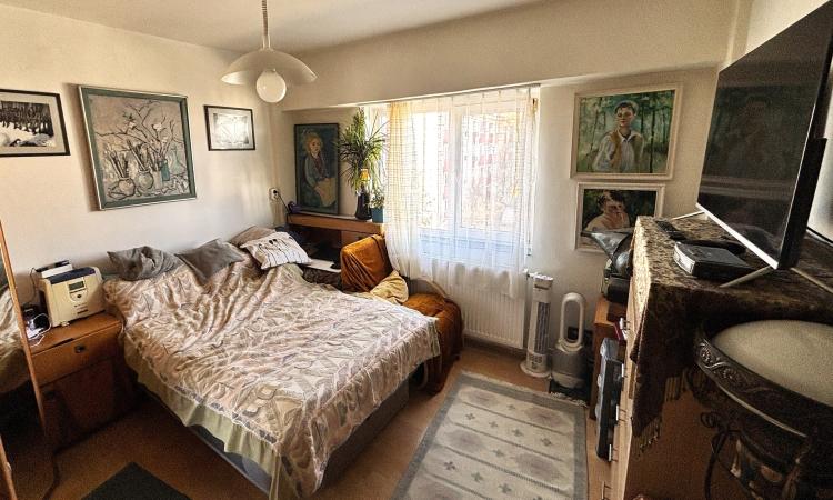 Apartament 3 camere - etaj 3, Bld. Bucuresti - zona Arhivelor/Center