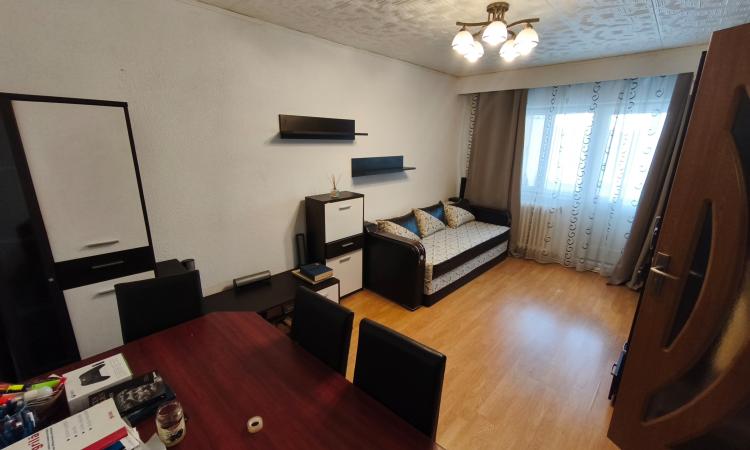 Apartament de vânzare – 3 camere, Bulevardul Republicii, Baia Mare Etaj 3, Zona Sf. Ioan