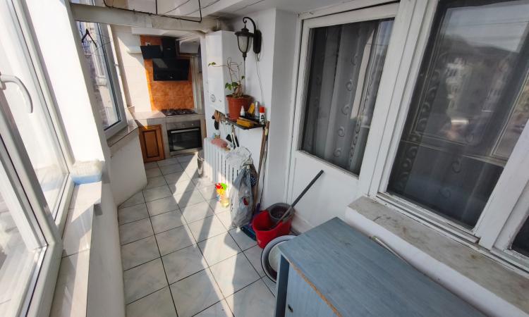 Apartament de vânzare – 3 camere, Bulevardul Republicii, Baia Mare Etaj 3, Zona Sf. Ioan