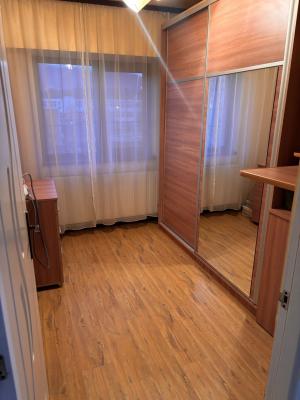 Apartament  4 camere - etaj 2 ,B-dul Traian ,la cheie