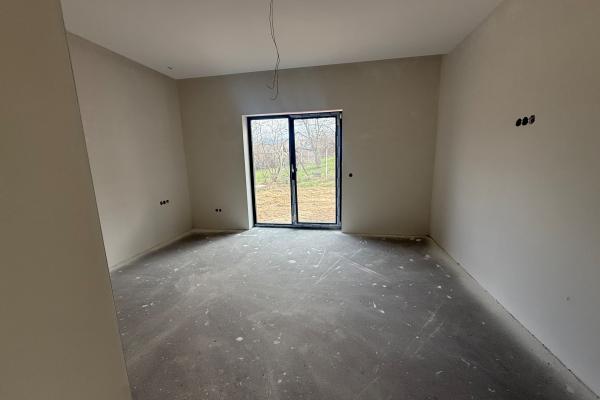 Casa individuala Tautii de Sus,zona rezidentiala,600 mp teren
