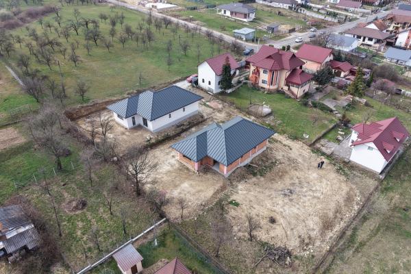 Casa individuala Tautii de Sus,zona rezidentiala,600 mp teren