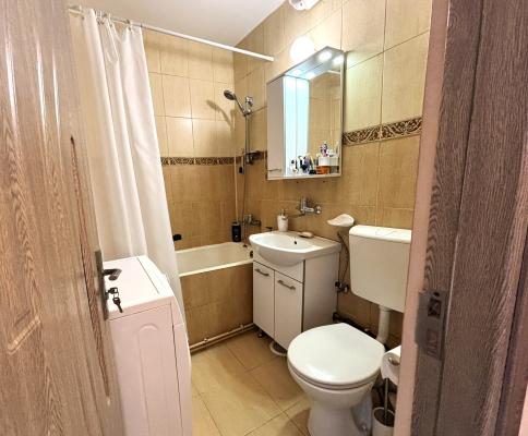 Apartament cu 3 Camere – Etaj 3, Zona RFN