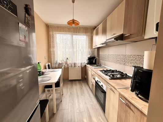 Apartament cu 3 Camere – Etaj 3, Zona RFN