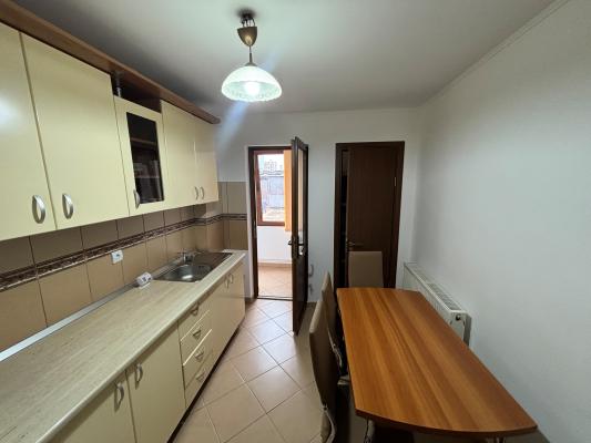 Apartament 3 camere – garaj inclus, str. Victoriei, Zona Vivo Mall