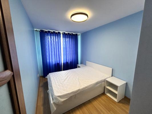 Apartament 4 camere - vânzare/ închiriere - Bld. Bucuresti, zona Semiluna