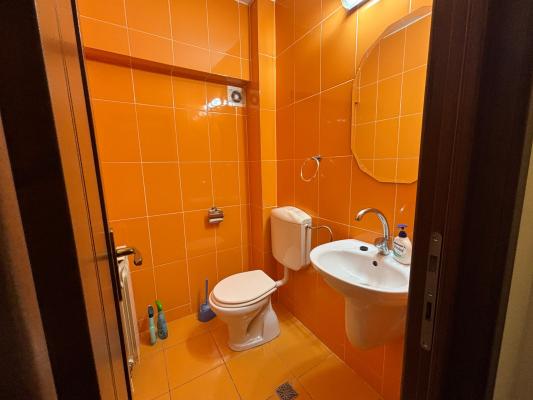 Apartament 3 camere - Bld. Bucuresti, zona Tipografie