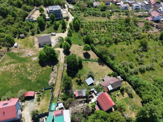 Teren extravilan, potențial de investiție – 825 mp, Valea Borcutului