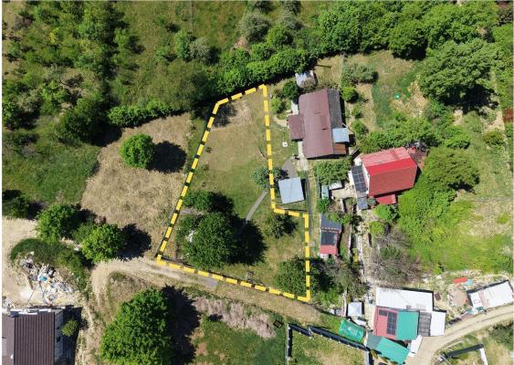 Teren extravilan, potențial de investiție – 825 mp, Valea Borcutului