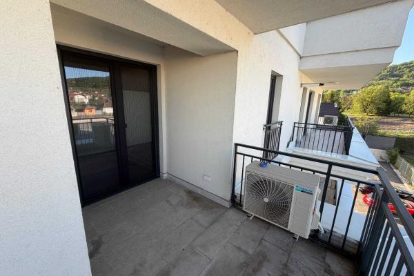 Apartament de vânzare – 74 mp construiți, terasă 11 mp, loc de parcare subteran Strada Minerilor, Baia Mare