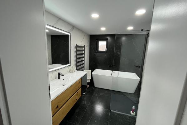 Parte duplex Ocolis , D+P+E schimb cu apartament 4 camere