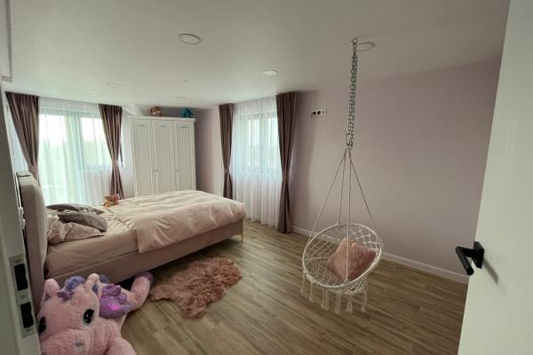 Parte duplex Ocolis , D+P+E schimb cu apartament 4 camere