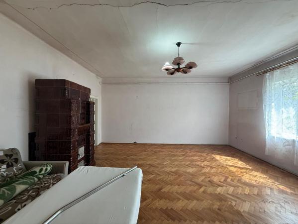 Exclusivitate ! Casă indivduală zona Grivitei , 653mp teren ,curte proprie ,Centrul vechi