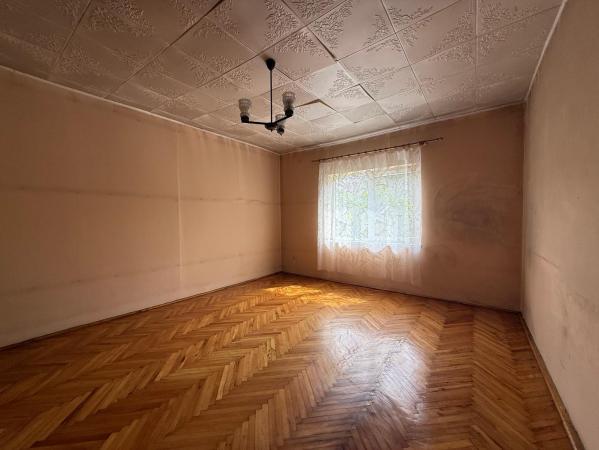 Exclusivitate ! Casă indivduală zona Grivitei , 653mp teren ,curte proprie ,Centrul vechi
