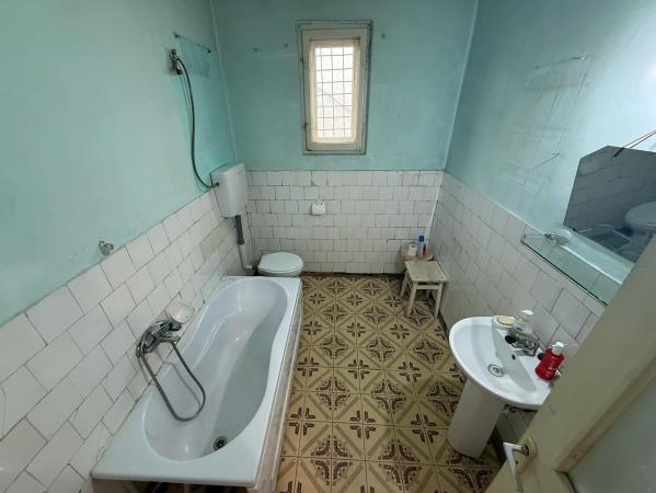 Exclusivitate ! Casă indivduală zona Grivitei , 653mp teren ,curte proprie ,Centrul vechi