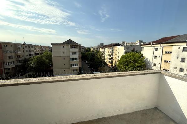 Apartament 3 camere - str. Moldovei, zona Canal 7