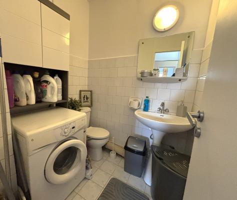Apartament 3 camere - str. Moldovei, zona Canal 7