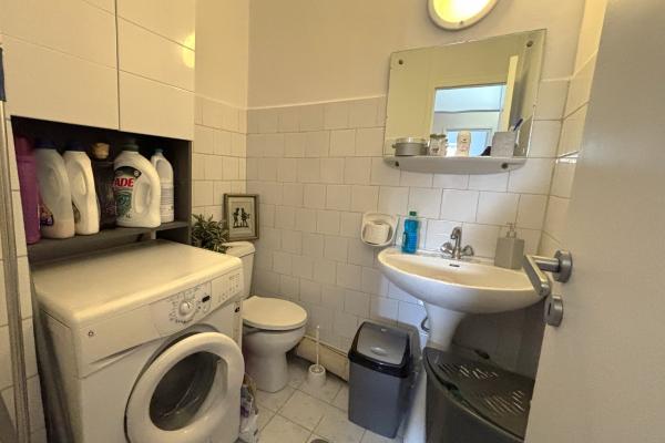 Apartament 3 camere - str. Moldovei, zona Canal 7