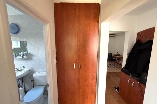 Apartament 3 camere - str. Moldovei, zona Canal 7