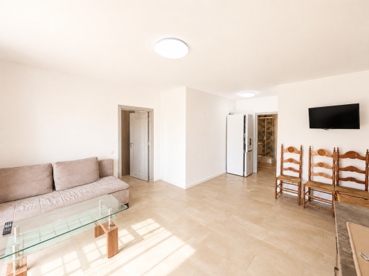 Apartament 2 camere - str. Lămâiței, parter