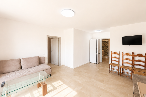 Apartament 2 camere - str. Lămâiței, parter