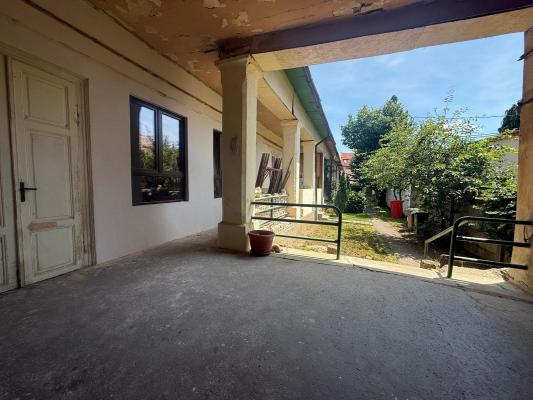Apartament 2 camere ,Centrul Vechi,Ghe.Sincai, parter înalt , Baia Mare