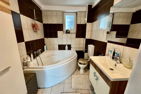 Apartament 2 camere ,Regele Ferdinand zona Lidl ,etaj 3