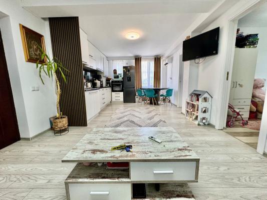 Apartament 2 camere ,Regele Ferdinand zona Lidl ,etaj 3