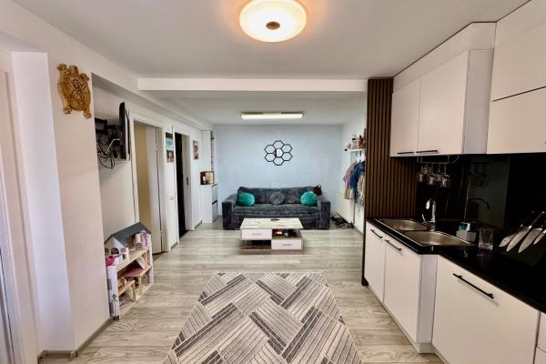 Apartament 2 camere ,Regele Ferdinand zona Lidl ,etaj 3
