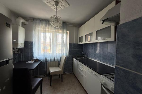Apartament 2 camere,zona B-dul Traian Pizza Plus/Petru Rares