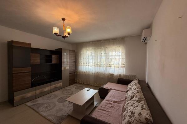 Apartament 2 camere,zona B-dul Traian Pizza Plus/Petru Rares