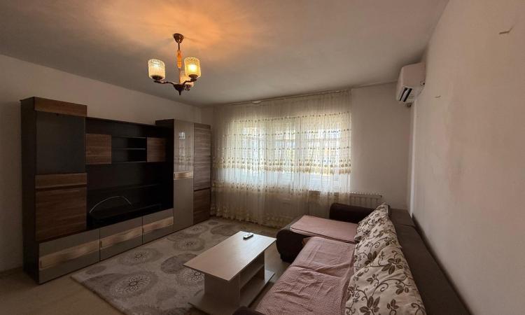 Apartament 2 camere,zona B-dul Traian Pizza Plus/Petru Rares