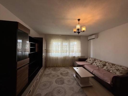 Apartament 2 camere,zona B-dul Traian Pizza Plus/Petru Rares